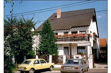 Madjarska Privát Szeged, Eksterijer